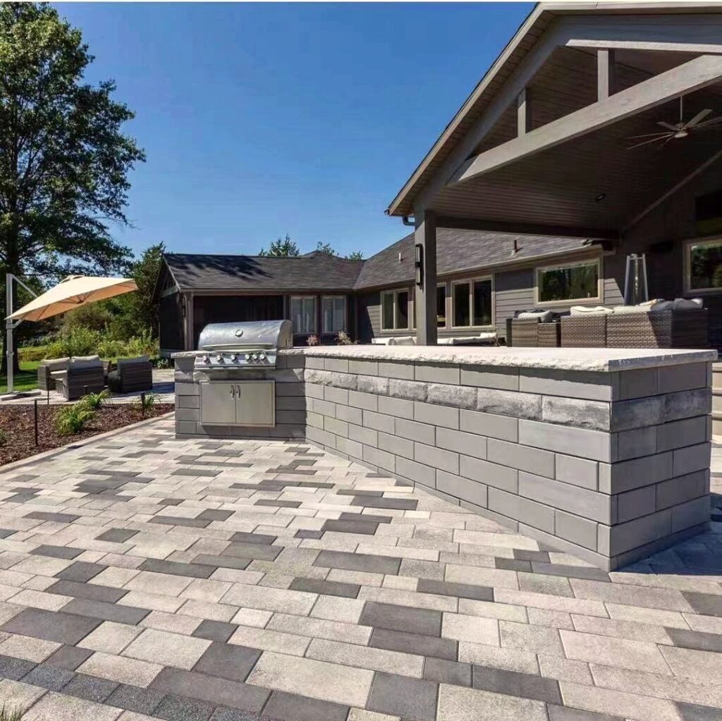 Outdoor living project by Dianya Landscaping