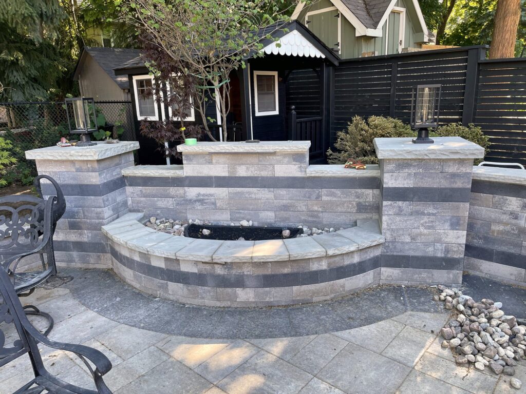 Outdoor living project by Dianya Landscaping